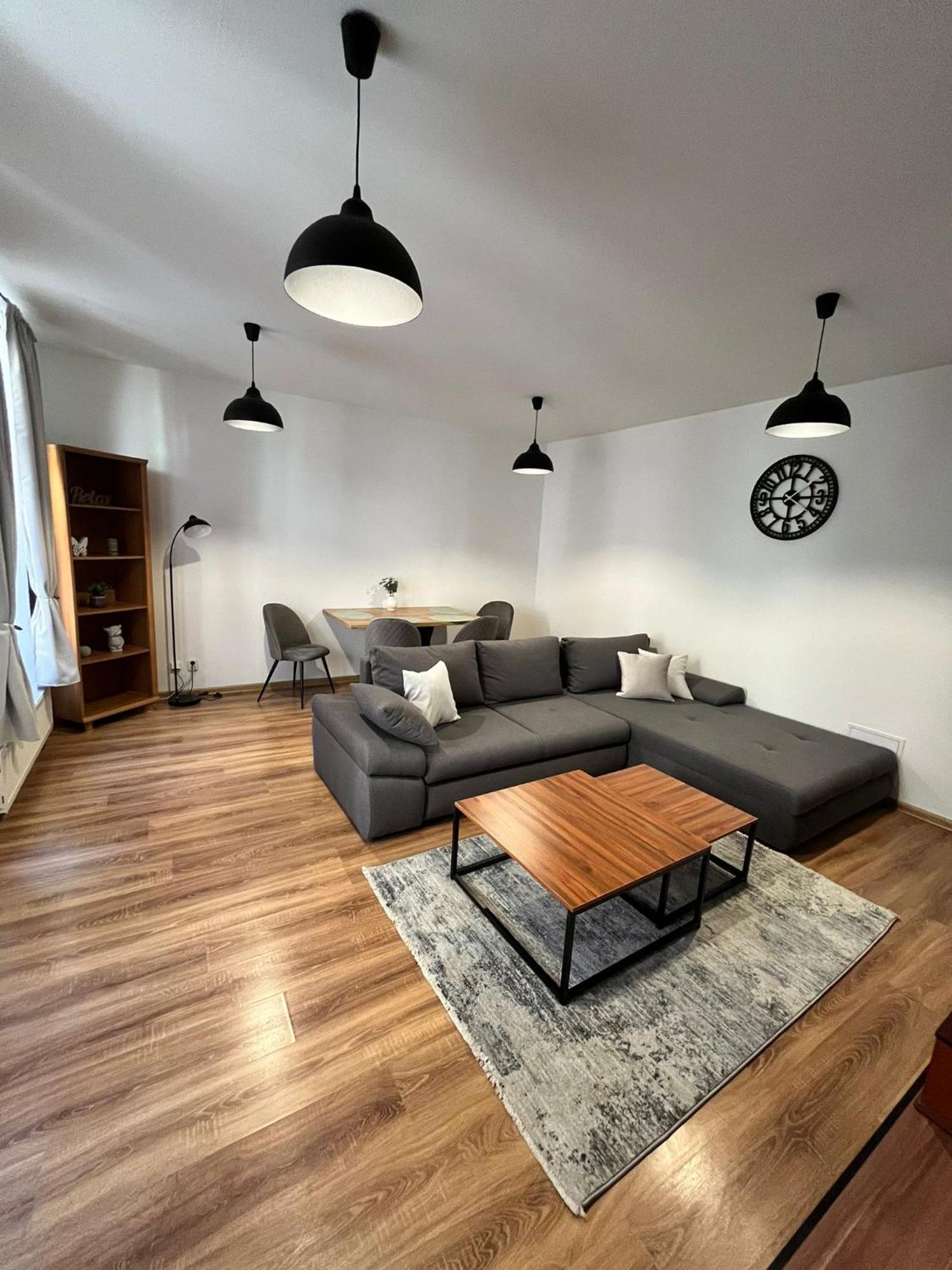 Garni Hotel Tatramonti Poprad Bagian luar foto