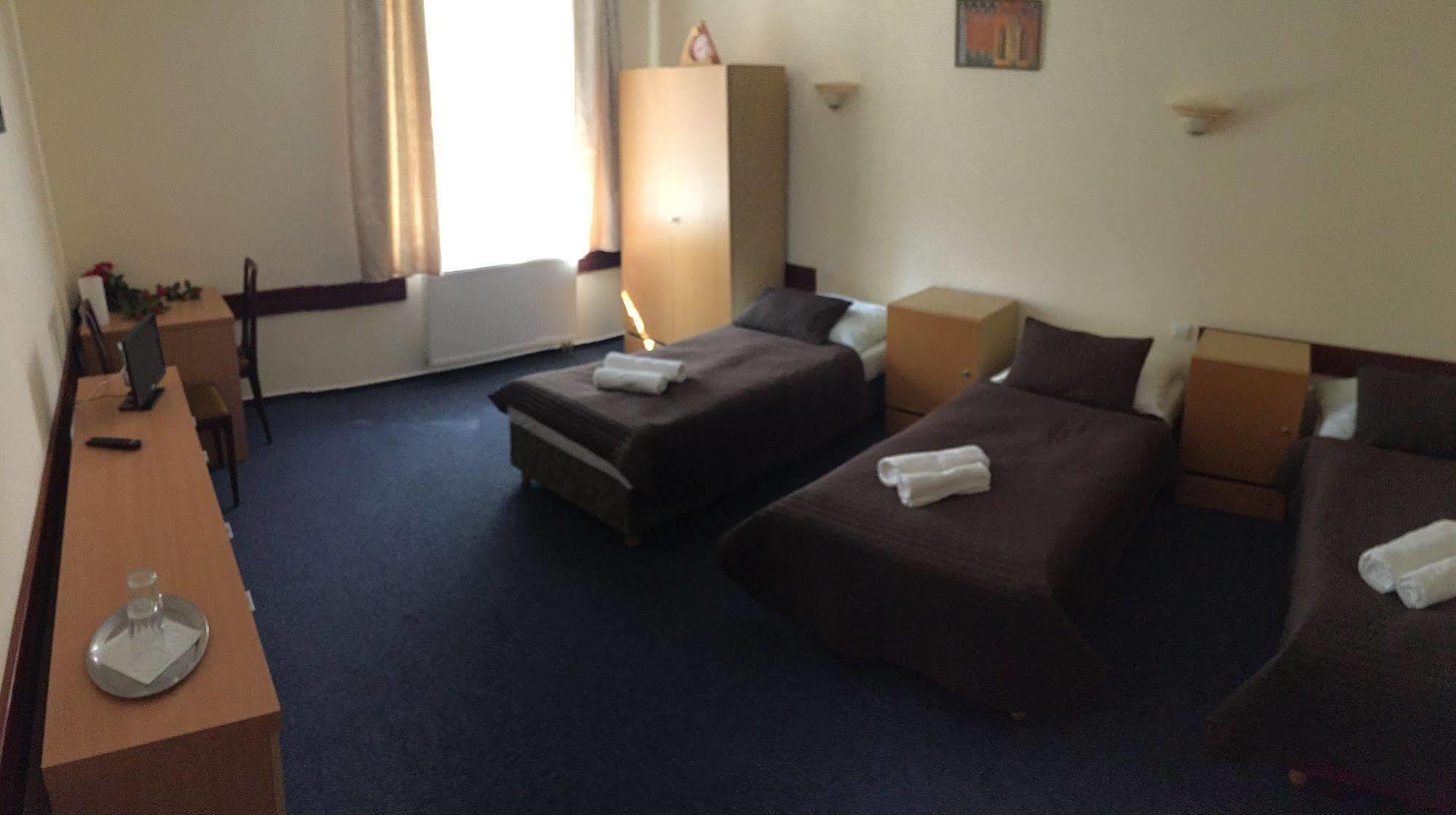 Garni Hotel Tatramonti Poprad Bagian luar foto