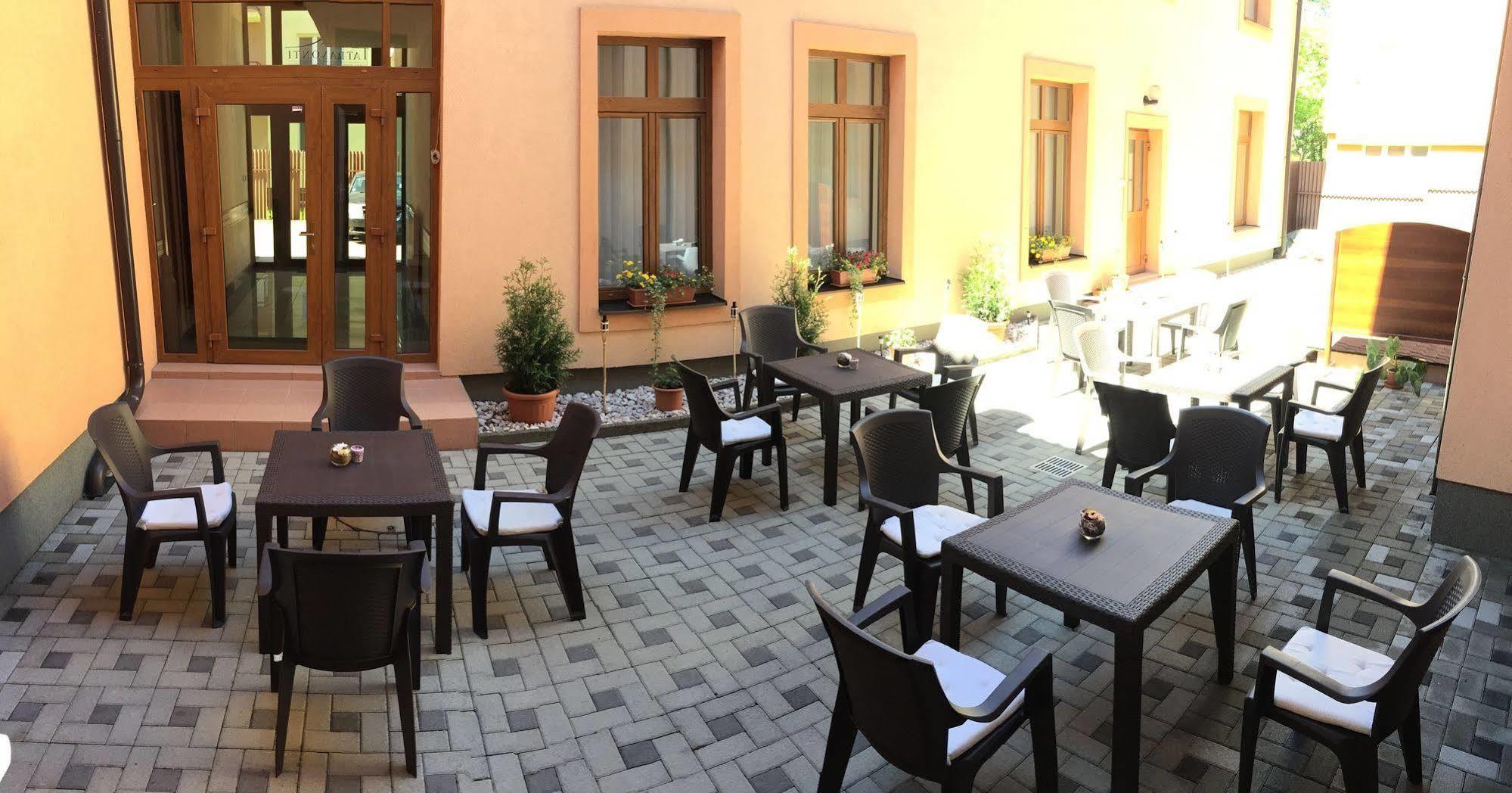Garni Hotel Tatramonti Poprad Bagian luar foto